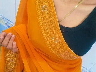 Priyaa bold